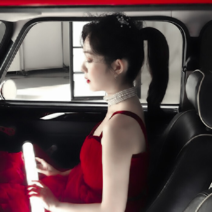 如果我有罪 法律会制裁我 而不是派四个猪队友在王者峡谷折磨我！
·裴珠泫/林憰