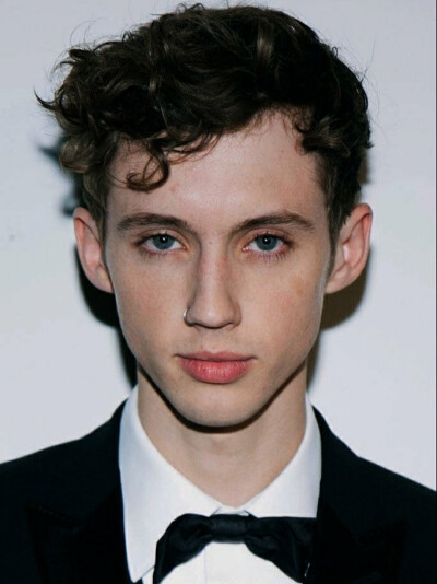 troye sivan