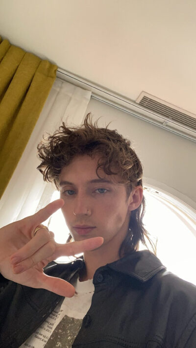 troye sivan