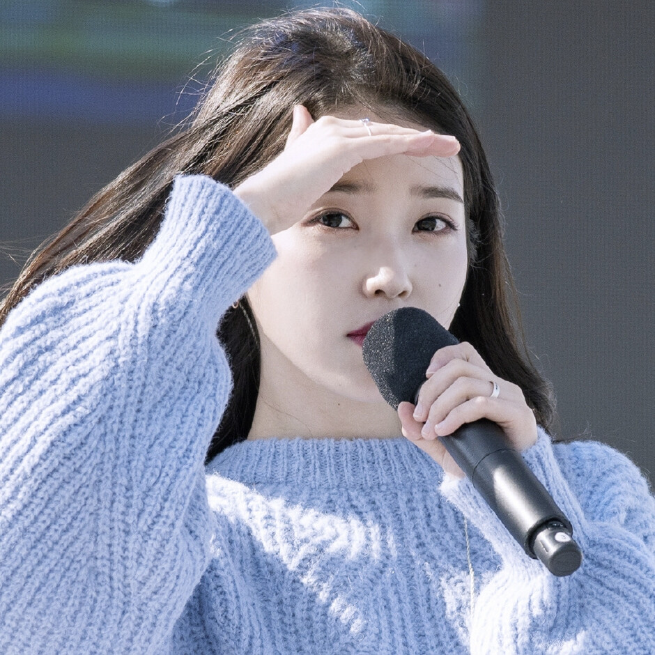 李知恩 cr.moonlight_iu