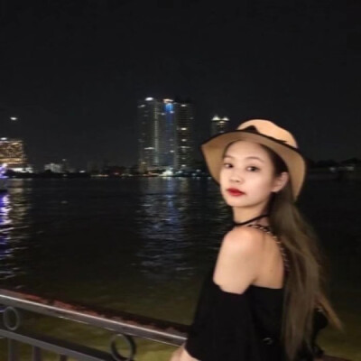 jennie头像