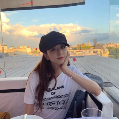 jisoo头像