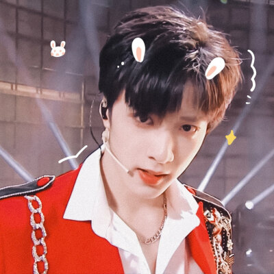 刘耀文
©太空废品漫游中