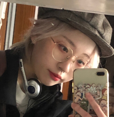 鼻钉人 去当p图素材吧