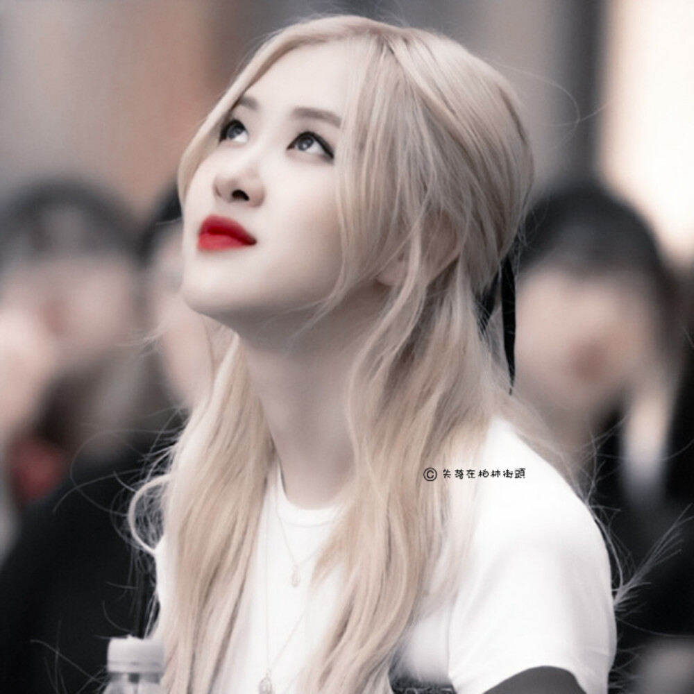 禁二改
二传标明堆糖失落在柏林街頭