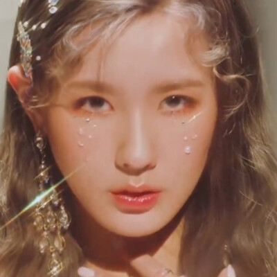 赵美妍
二改标明