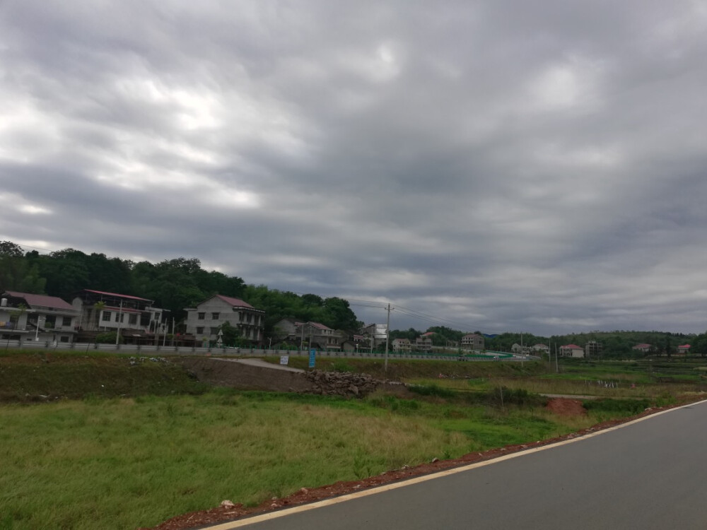 城市 下雨天 朦胧 光线 