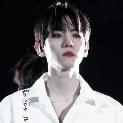 虽然我表面上看起来冷冰冰和你没什么交流，但其实背地里我讲了你很多坏话