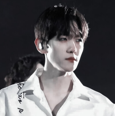 虽然我表面上看起来冷冰冰和你没什么交流，但其实背地里我讲了你很多坏话