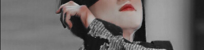 ︱BAEKHYUN︱
·
「禁忌」
·
“你……想看我的眼睛?”
·
“呵，小姑娘．我滿足你的願望”
·
原©mybrightlight56