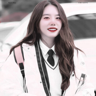 ©VioletMistSohye
金素慧
背景图宋葵