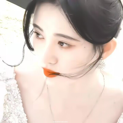 
鞠婧祎°
原江时树