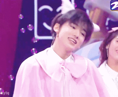 王牌对王牌 宋亚轩 时代少年团 炸 可爱 头像