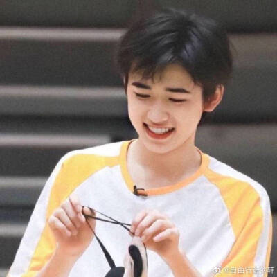 宋亚轩 头像 壁纸 时代少年团 炸