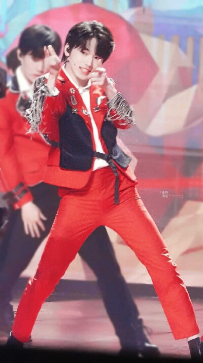 宋亚轩 头像 壁纸 时代少年团 炸