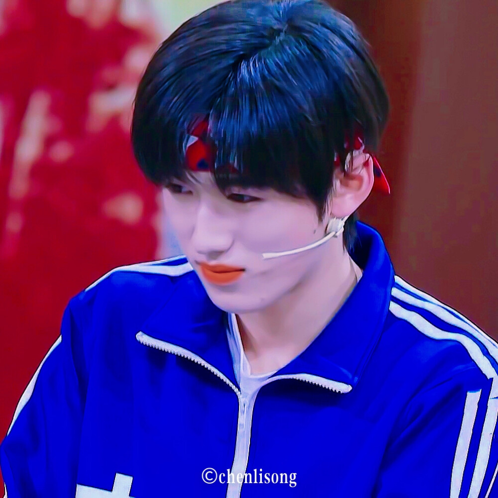 关注2021年2月8日 17:33黄昏时下雨