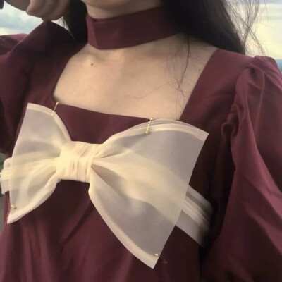 女头 杂
温柔成灾
