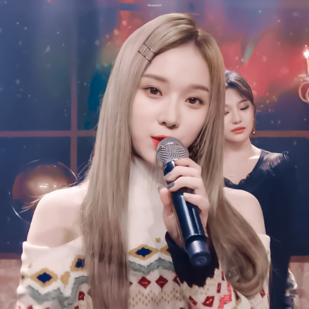 金玟庭winter
//温柔的金冬天小美女