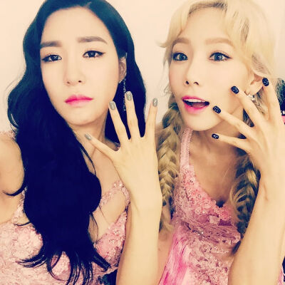 泰尼 Tiffany&Taeyeon