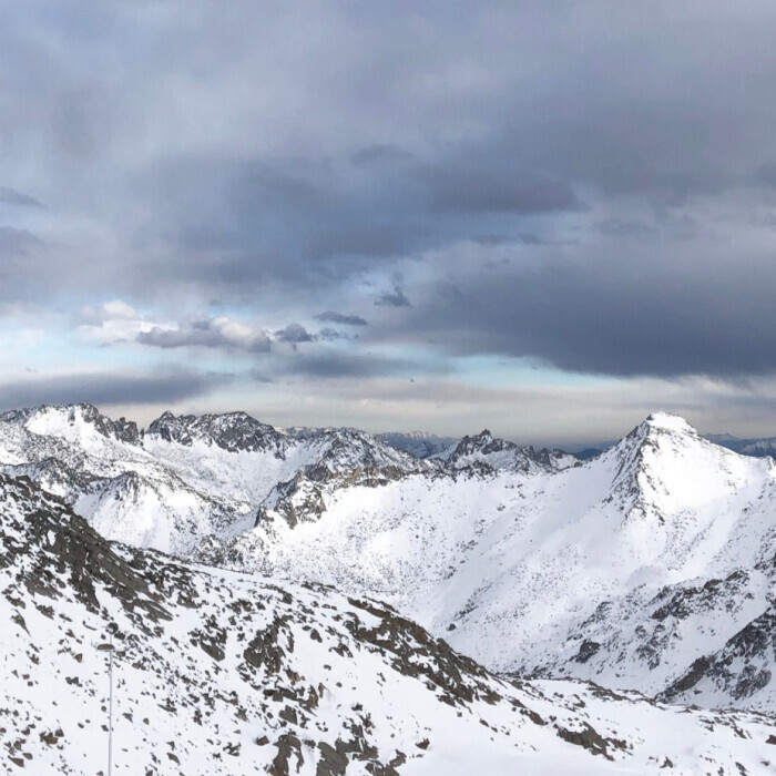 
雪山