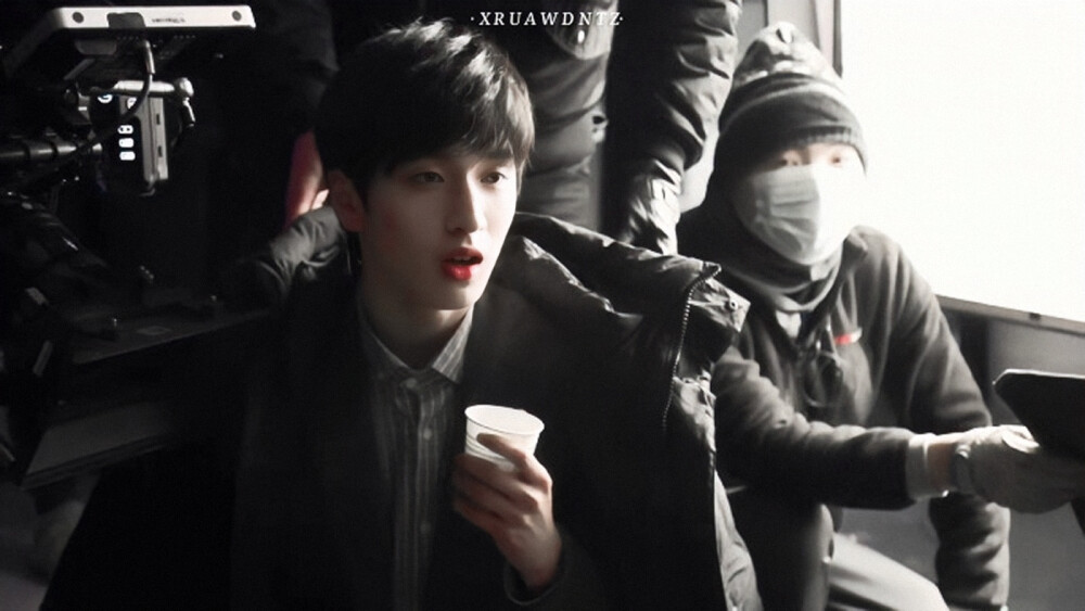 严浩翔
原截:八月樱花漫千山