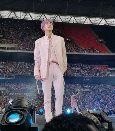 ◈金硕珍‖图源水印