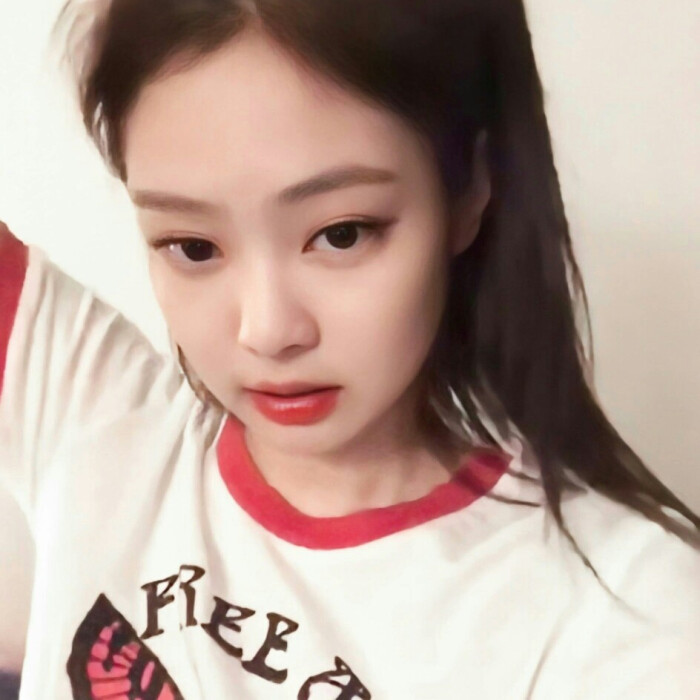 JENNIE头像.
