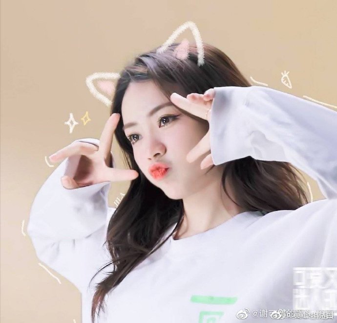 耿直帅气又可爱沙雕的女孩谢可寅