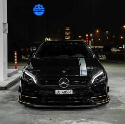 小钢炮梅赛德斯A45 AMG