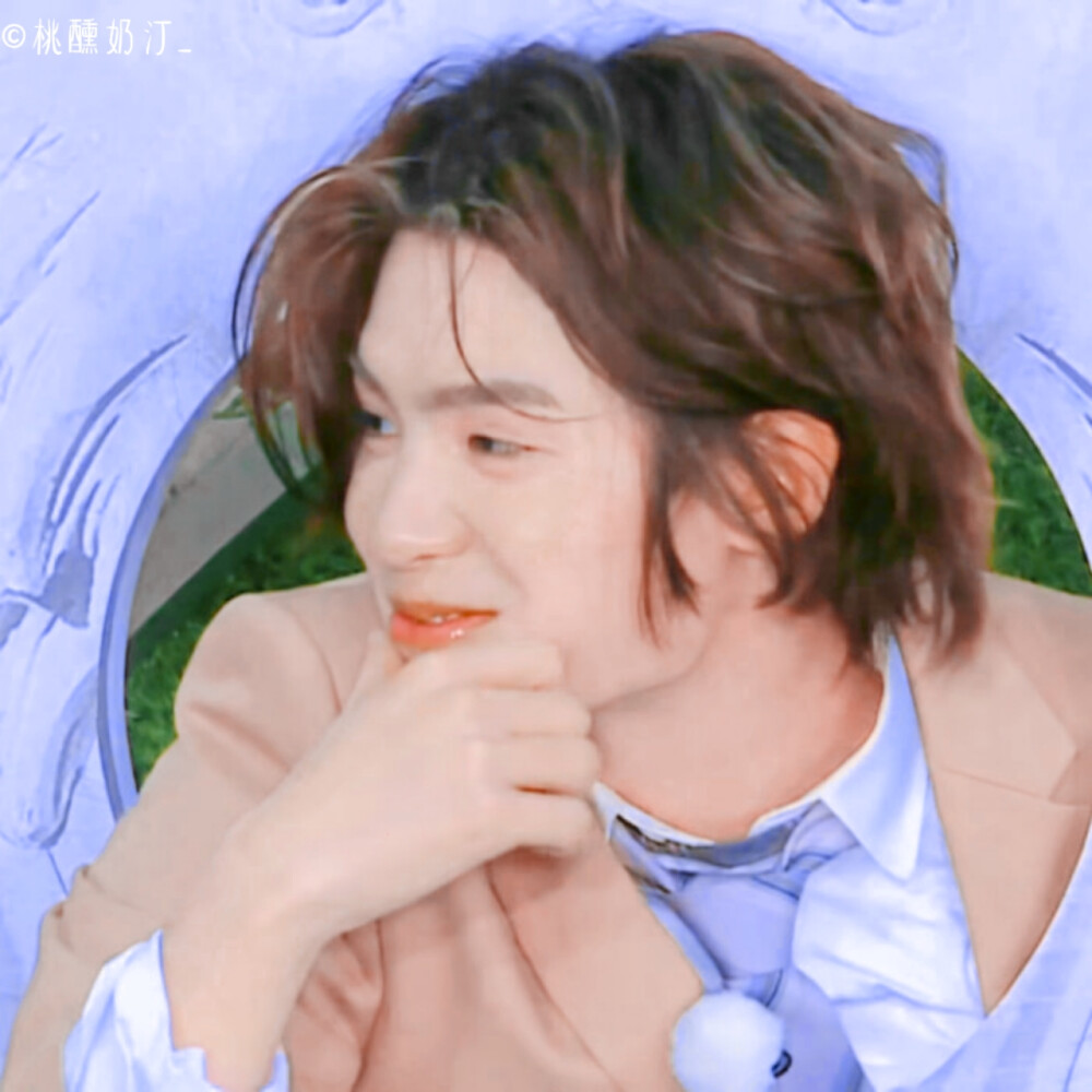 黄明昊Justin/林念肆
/忘记原图系列