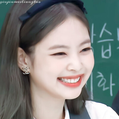 Jennie 原截江纪然
©林以桃