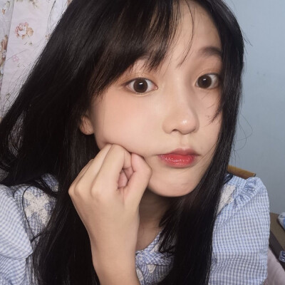 女头可二改注明沈熙颖。