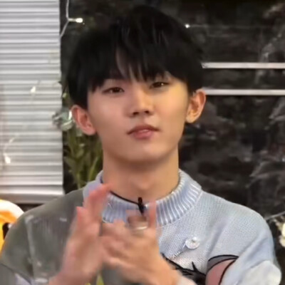 马嘉祺可二改
二改标明白祁