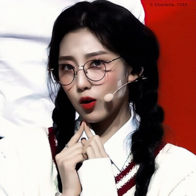 我想念你身体里波光万倾的海
原截江纪然
郑叡仁/严俊渝耀