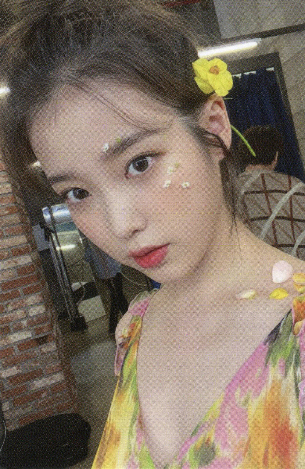 IU
cr.wb