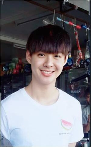 王俊勇黄明明perthsaint
2.14抱着玫瑰来赴你的约