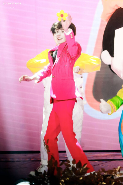 TFboys 王源 头像壁纸
侵删