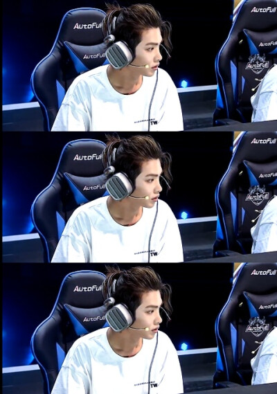 电竞达人 ‖黄明昊