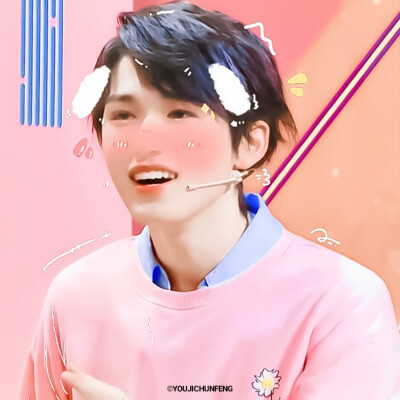 
“小宋老师想吃草莓蛋糕。”
