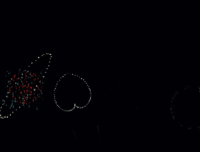 BKPP
<表情包>
嗑CP专用烟花
图源：微博@六月遛月亮