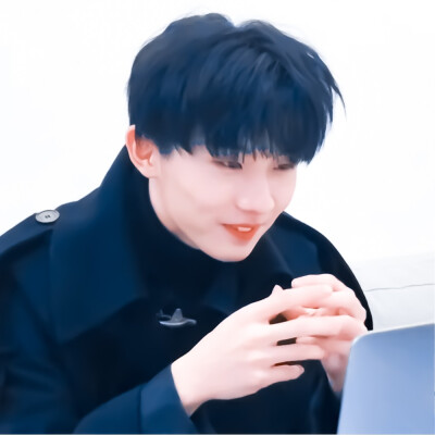 ·马 嘉 祺 Ⅱ by 盐星实录
‘ 당신 을 위해 행복 하 게 생각 합 니 다.