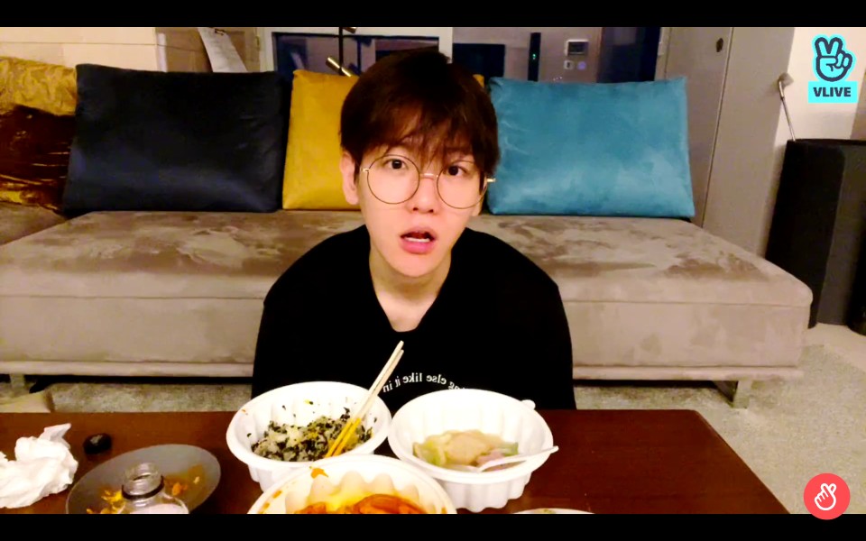 边伯贤2.15vlive直播
自截
尺寸自己改
边伯贤可二改/看简介注明程寄野