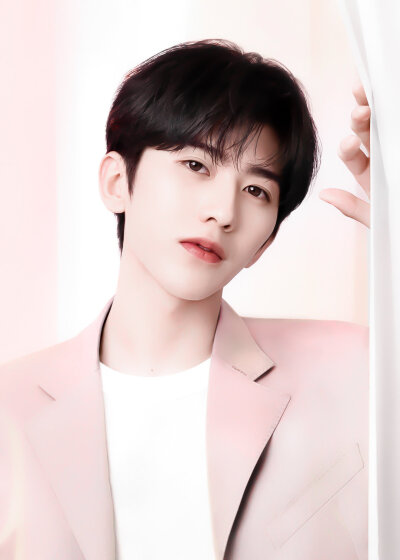 Love Rush.
蔡徐坤
crTKOUPN1