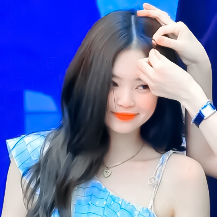 
° 金智妮Jennie
