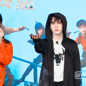 宇日俱曾
肖宇梁×曾舜晞
二传标明是奶珩阿