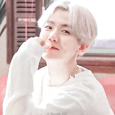 边伯贤
原截边狱
二传标明严俊渝耀