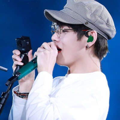 Taeholic_V1230