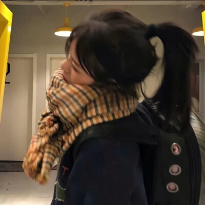 女头
可可爱爱没脑袋
