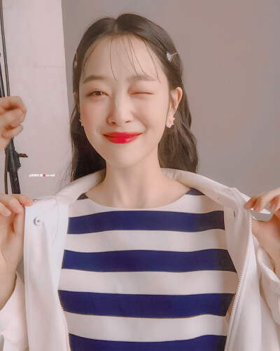 sulli
