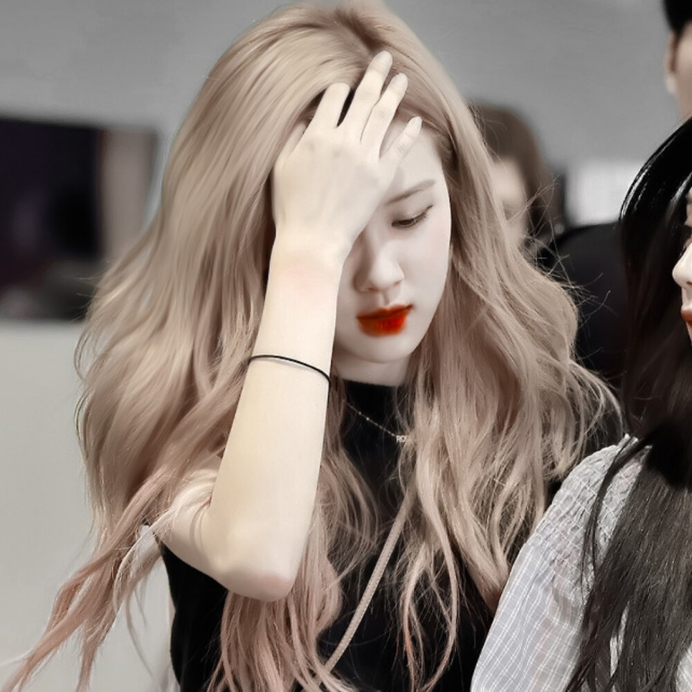 我希望下辈子是我先遇见你 最后是你 喜欢上我
朴彩英/江柒甜
原cr Firstlove_rose